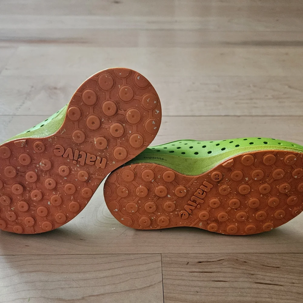 Native Kids Green Slip-On Shoes Size Toddler 8